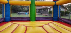 20230306 183005 1678152070 Wacky Dome Huge Bounce House